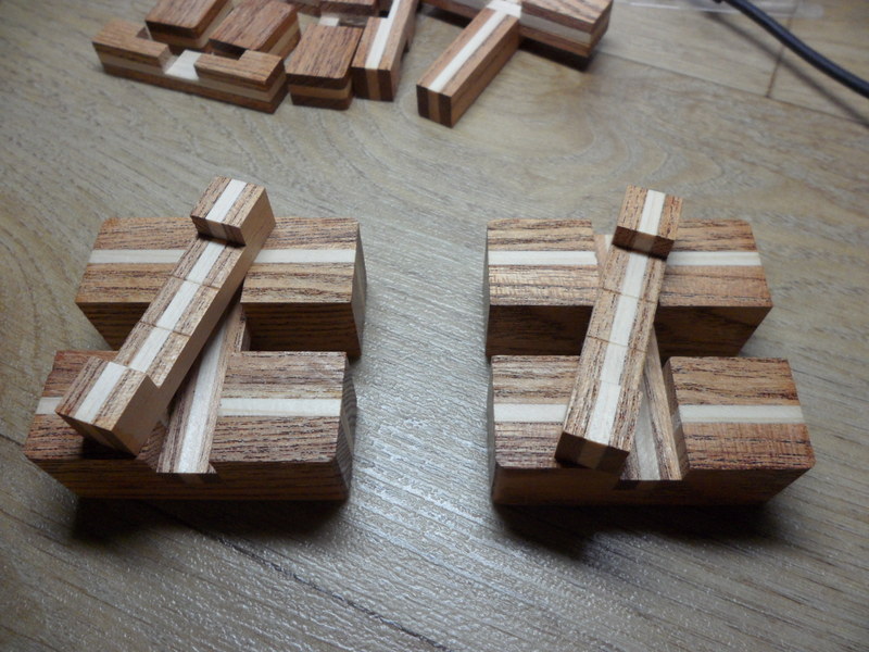 wooden-cube-puzzle-02.jpg